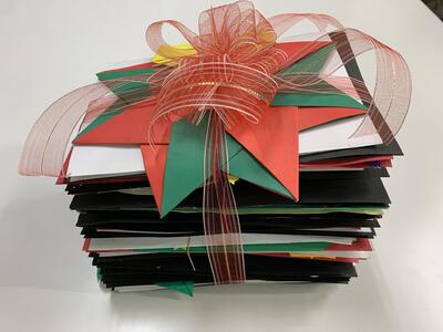 立体的なカードで膨らんでます