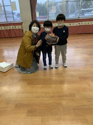 年長さんにプレゼント！