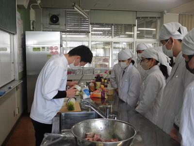 わぁ～きれいなかつらむき！