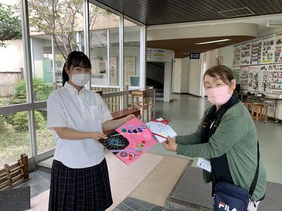 大津町社会福祉協議会様に作品をお渡ししました