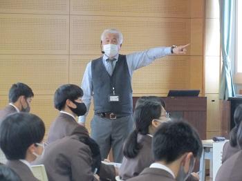 進学（県内の大学、専門学校の説明）