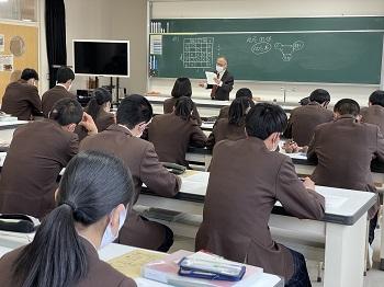 公務員（公務員ゼミナールの講義）