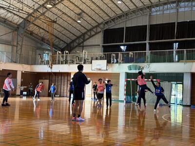 すごいジャンプ力でシュート！