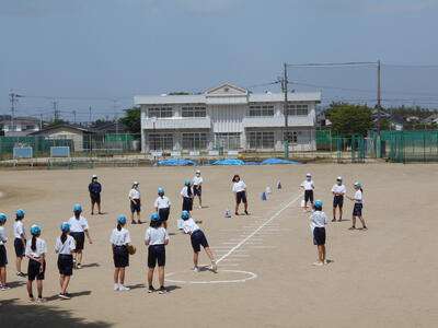 ハンドボール投げ