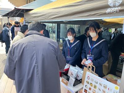 12月サクラマチクマモトでの販売様子