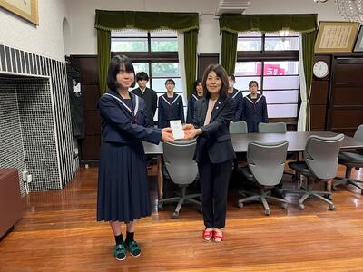 公益社団法人くまもと被害者支援センター様への寄付①