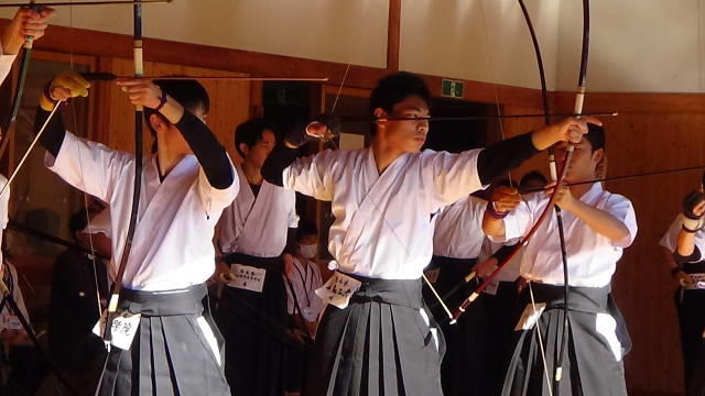 森山君　皆中でした。