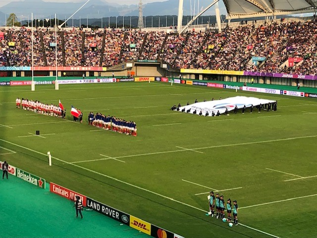 ビッグフラッグ（マネージャー2名）