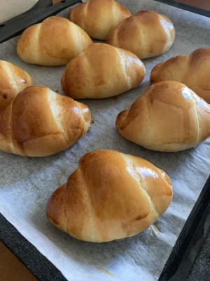 おやつのロールパン