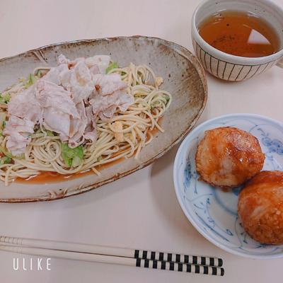 冷やし中華と肉巻きおにぎり