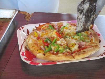 これが焼きたてのピザ！絶品です！！